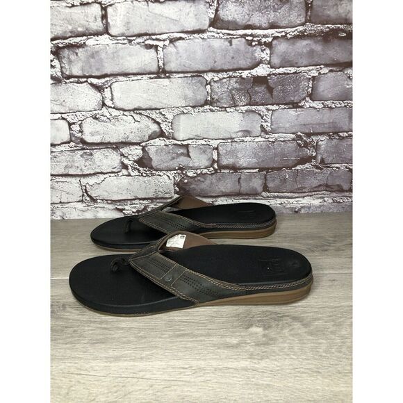 Reef Gray Synthetic Flip-Flops ￼Casual Beach Sandals Men Sz 11M US/44EU - Picture 1 of 16